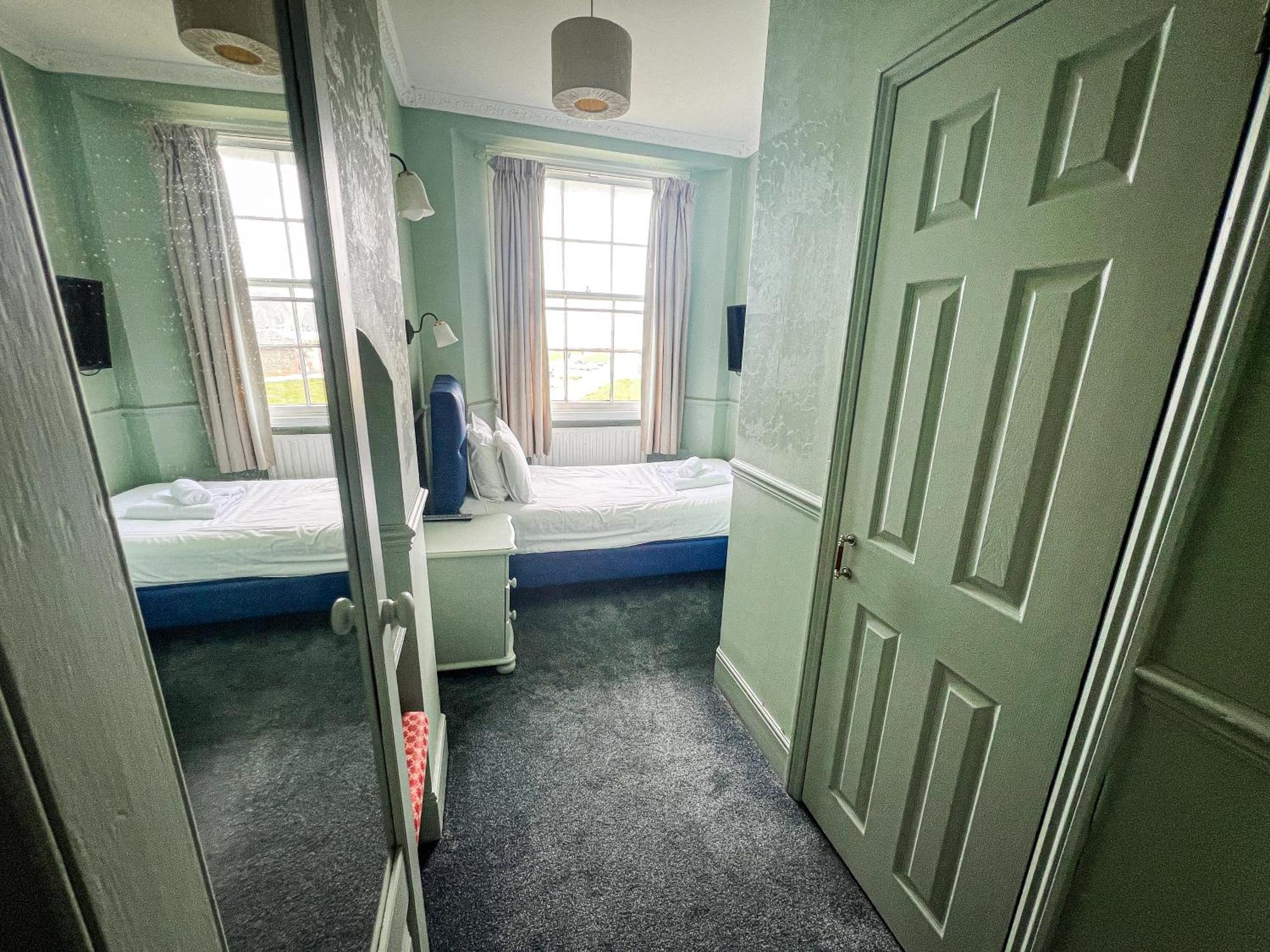 Rock House Hotel Lynton Buitenkant foto
